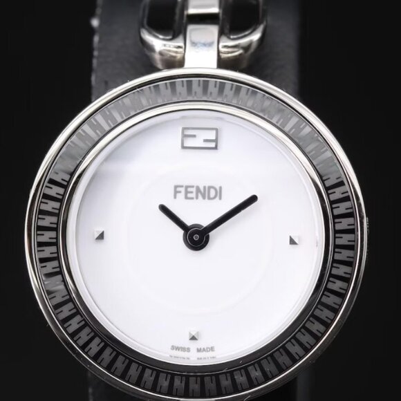 Fendi My Way 28.00 MM Black Ceramic My Way Quartz Wristwatch main image 3